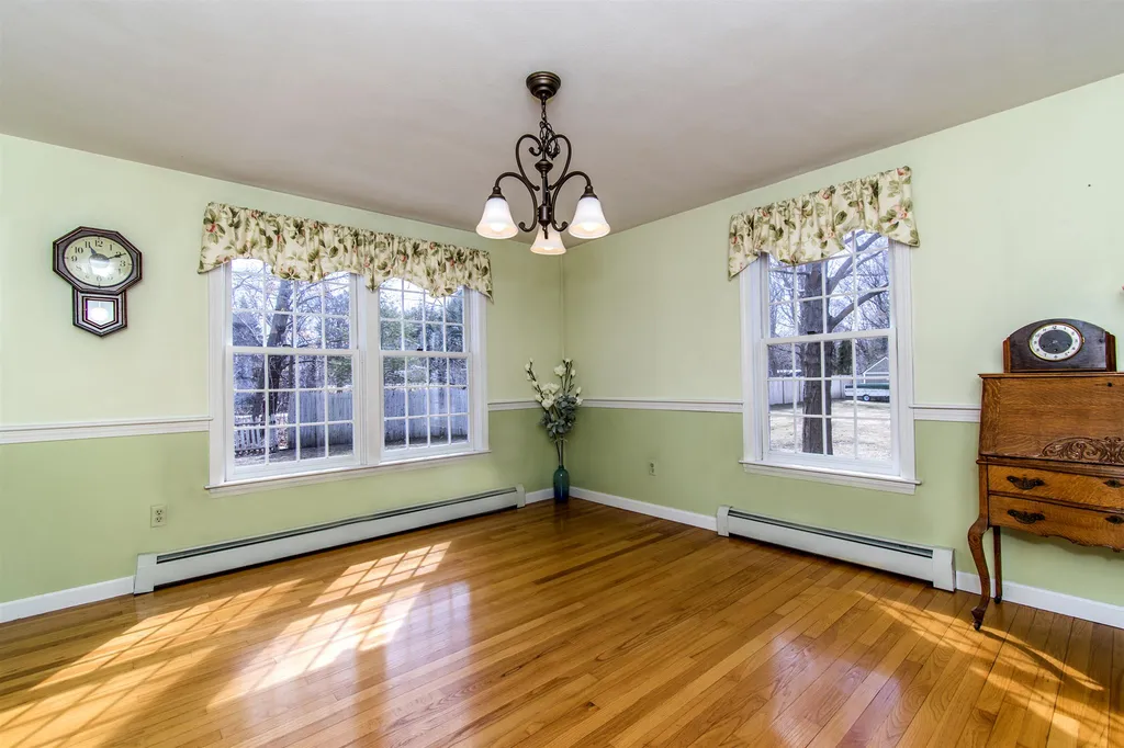 50 Edgewood Drive Hampton NH 03842