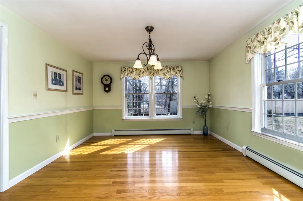 50 Edgewood Drive Hampton NH 03842