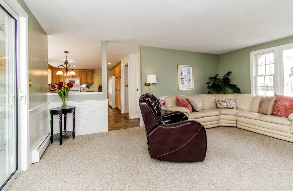 50 Edgewood Drive Hampton NH 03842