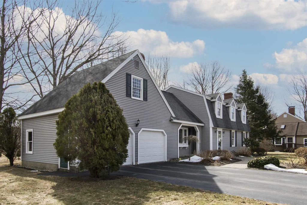 50 Edgewood Drive Hampton NH 03842