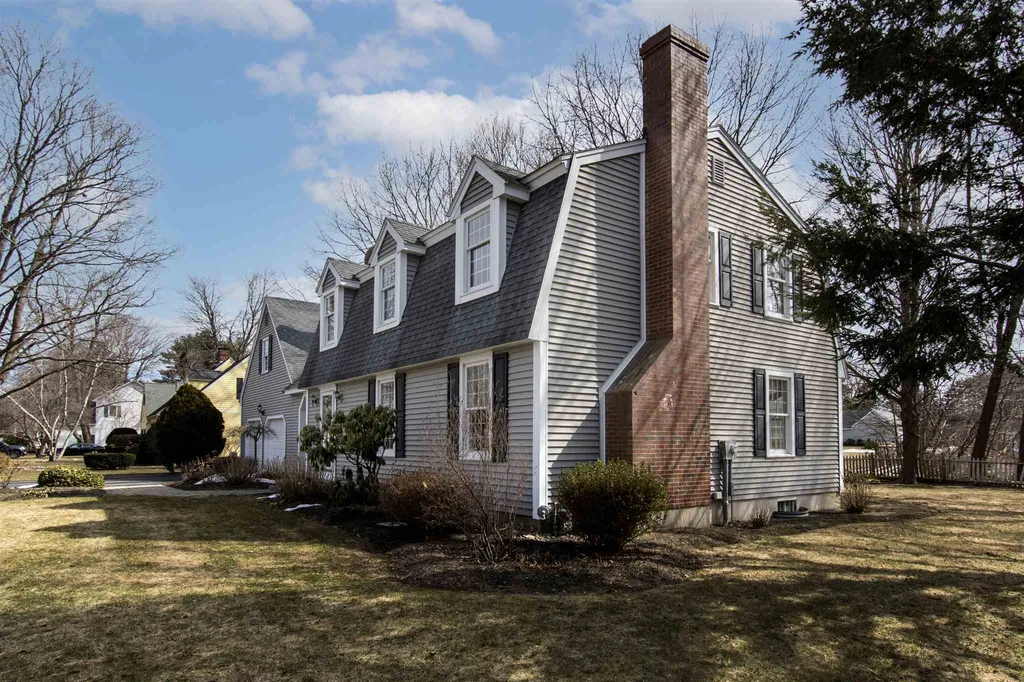50 Edgewood Drive Hampton NH 03842