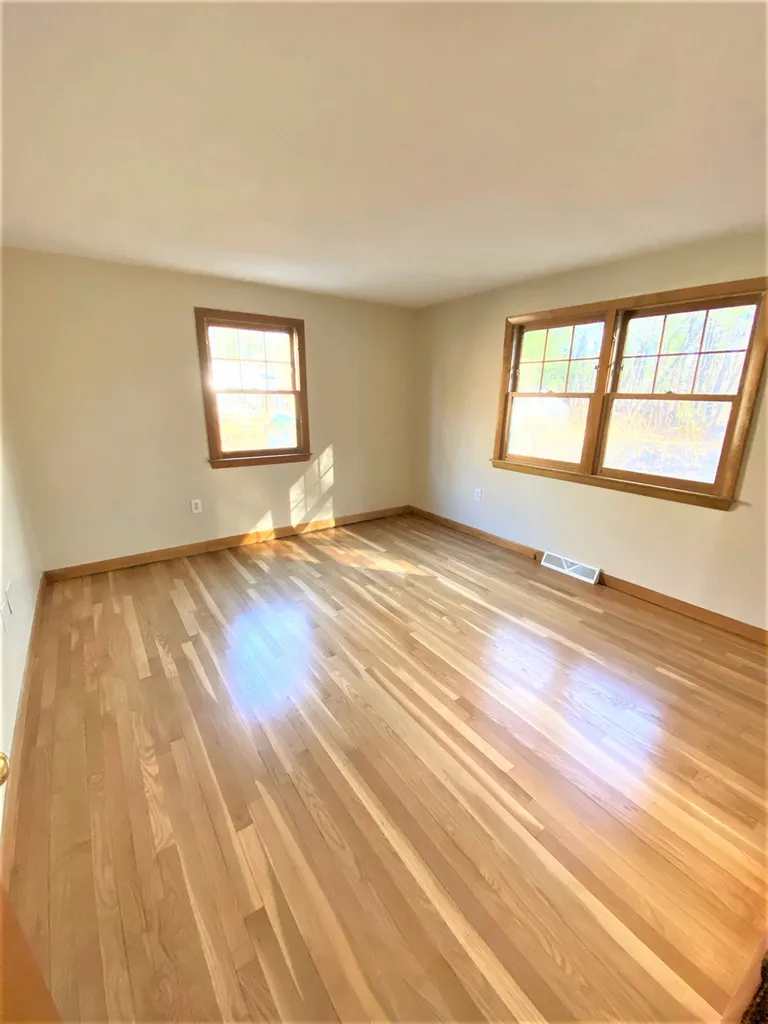 13 Hideaway Road Nashua NH 03064