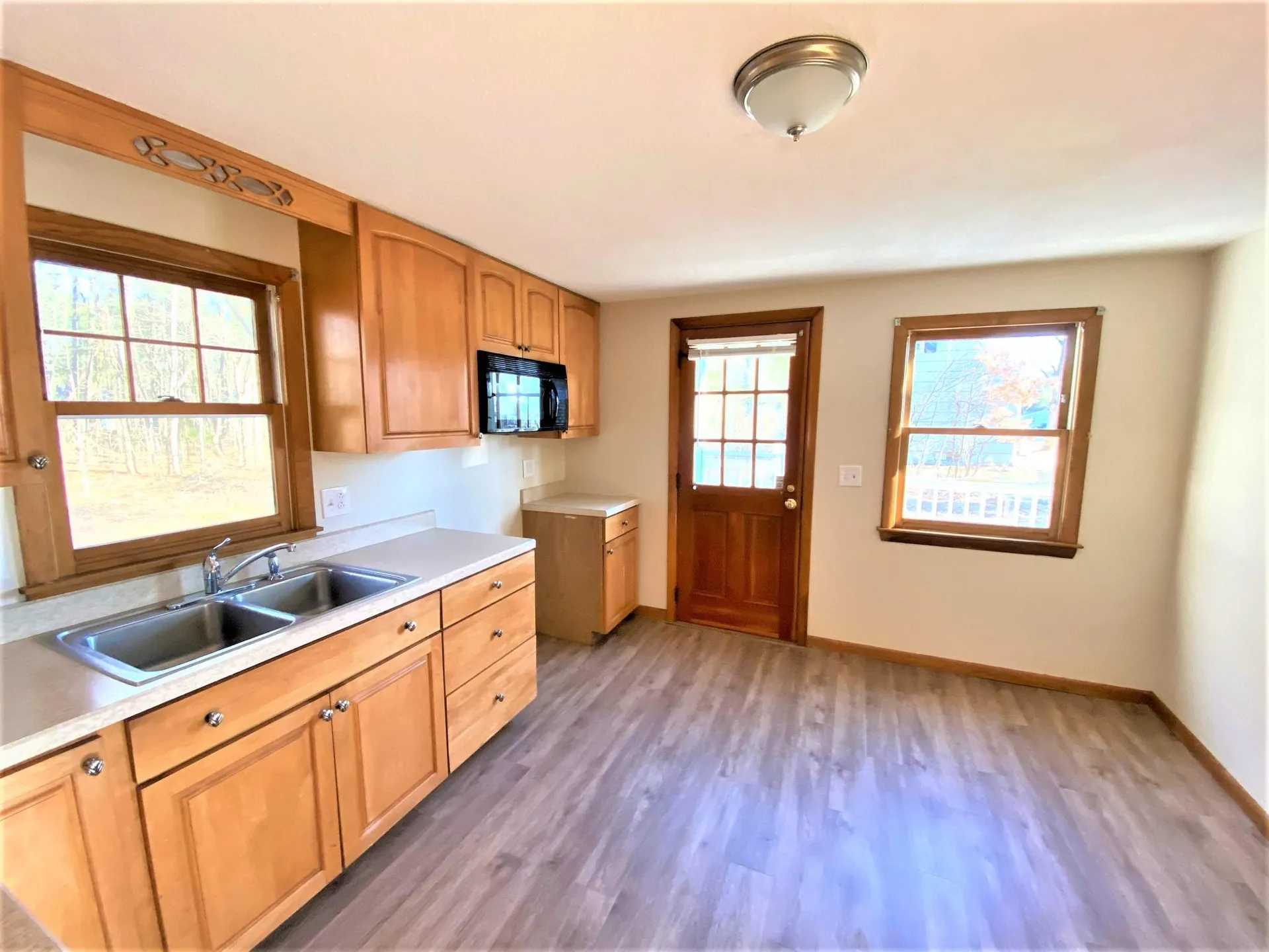 13 Hideaway Road Nashua NH 03064