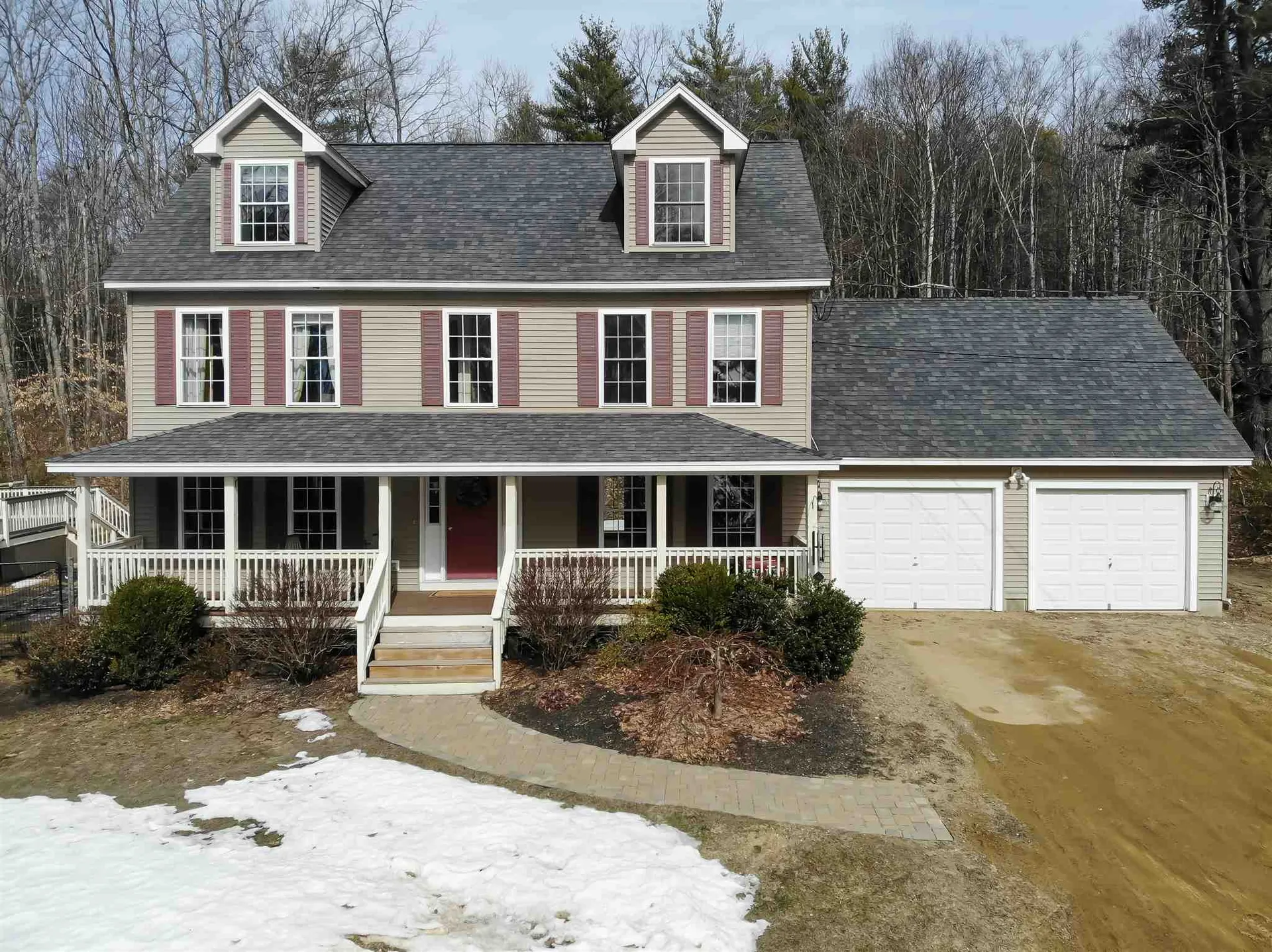 63 Tan Road Pittsfield NH 03263