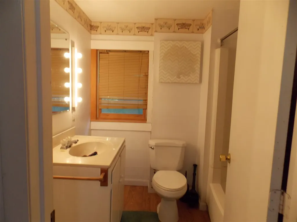 489 Elm Street Laconia NH 03246