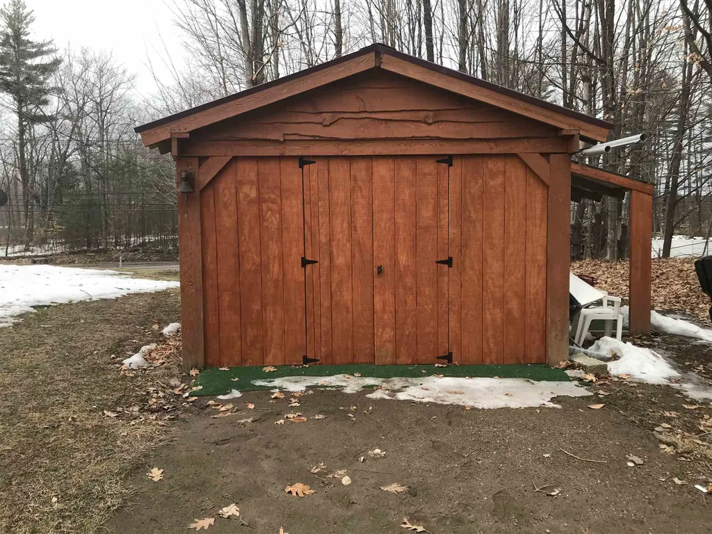489 Elm Street Laconia NH 03246