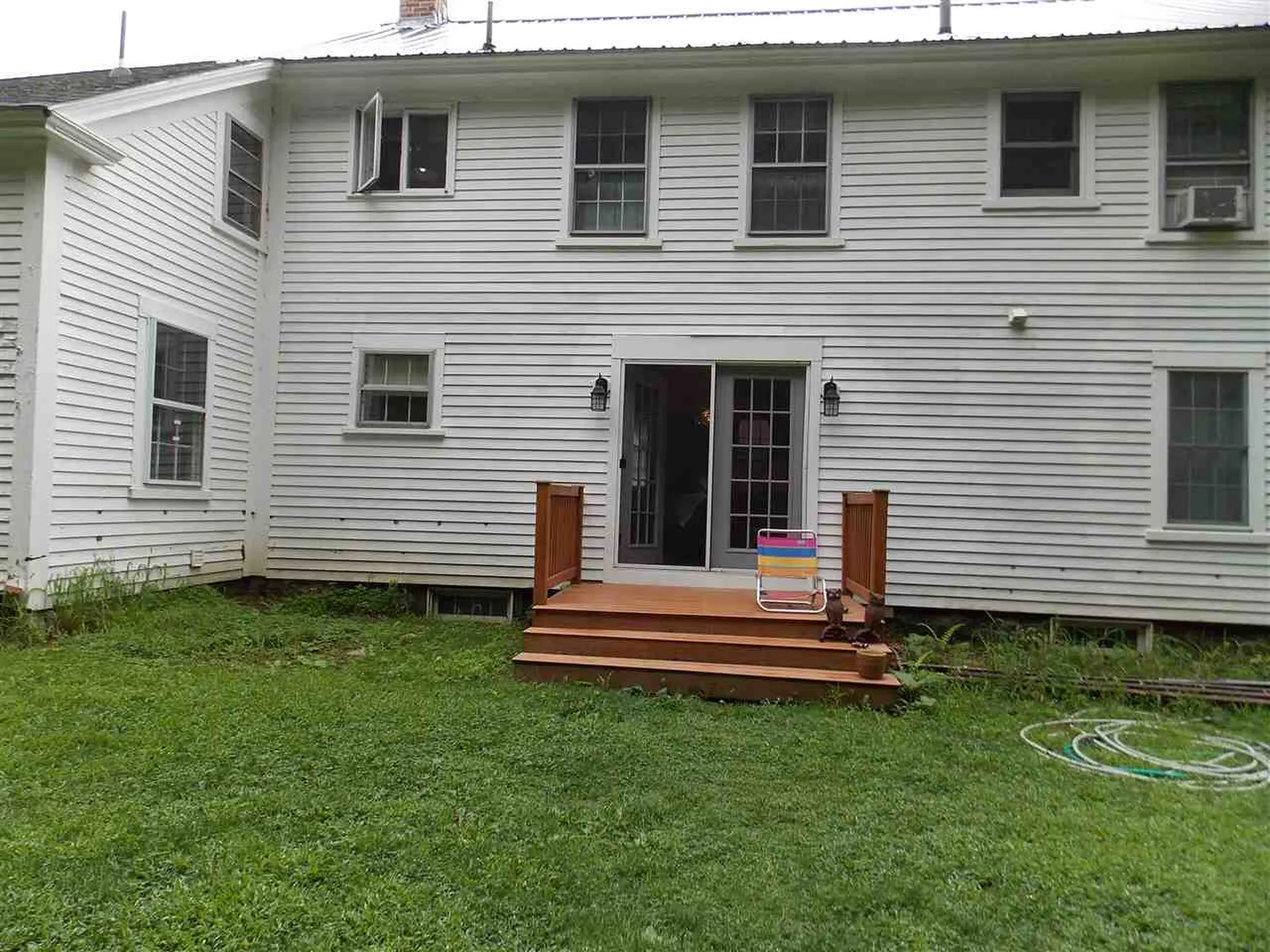 489 Elm Street Laconia NH 03246