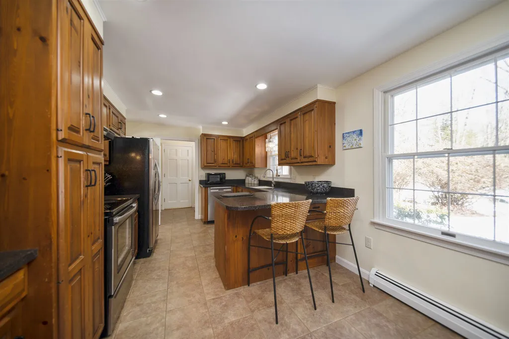 51 Carriage Hill Road Hancock NH 03449