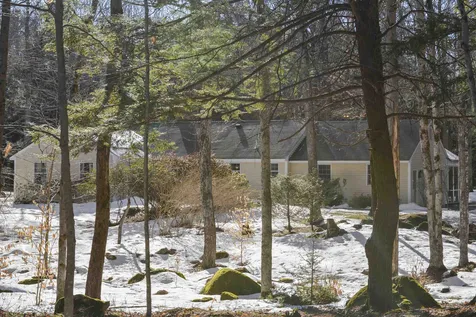 51 Carriage Hill Road Hancock NH 03449