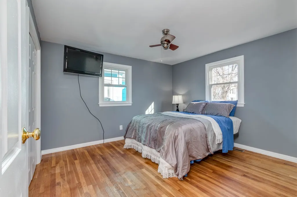 891 Somerville Street Manchester NH 03103