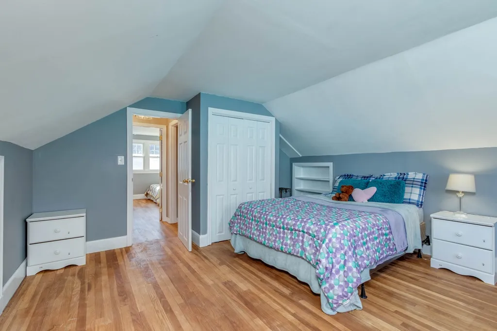 891 Somerville Street Manchester NH 03103