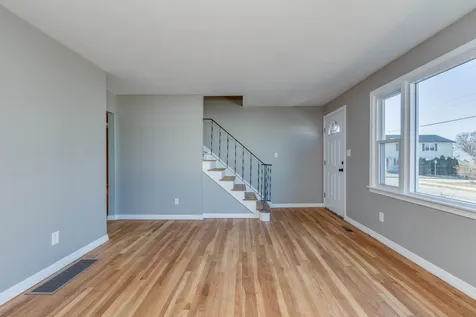 891 Somerville Street Manchester NH 03103