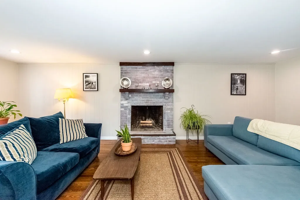 51 Longmarsh Road Durham NH 03824