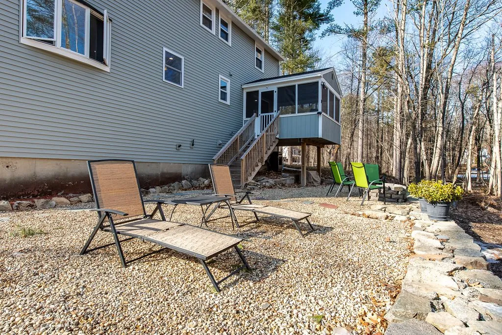51 Longmarsh Road Durham NH 03824