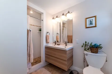 51 Longmarsh Road Durham NH 03824