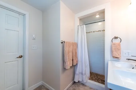 51 Longmarsh Road Durham NH 03824