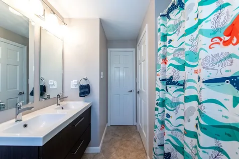 51 Longmarsh Road Durham NH 03824