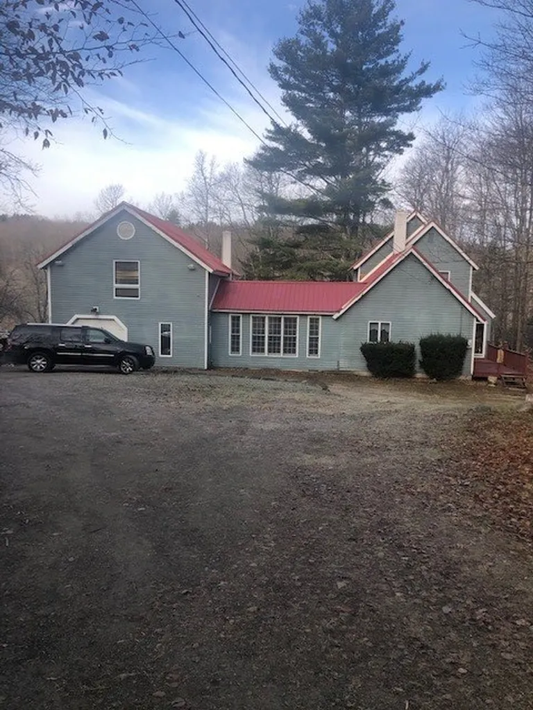 33 Kidner Lane Wilmington VT 05363