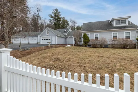 7 Tuttle Lane Dover NH 03820