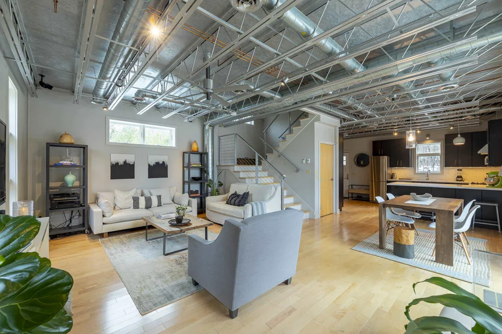 272 Hanover Center Road Hanover NH 03750