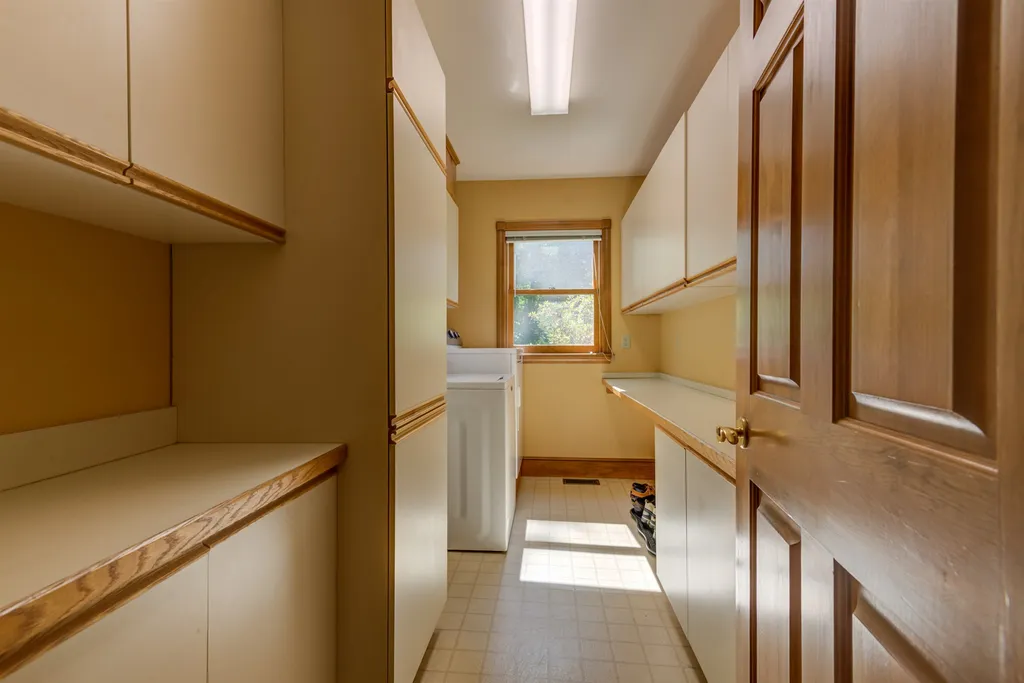 317 Sewall Road Wolfeboro NH 03894