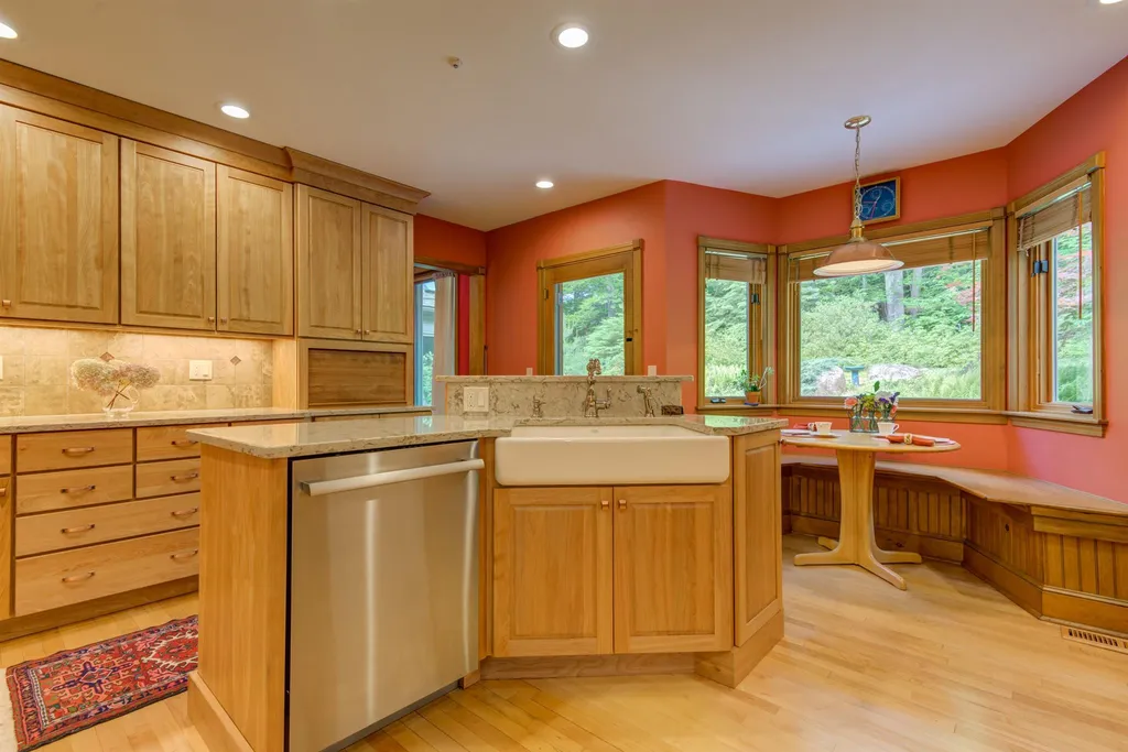 317 Sewall Road Wolfeboro NH 03894