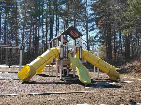 12 Sullivan Drive Allenstown NH 03275