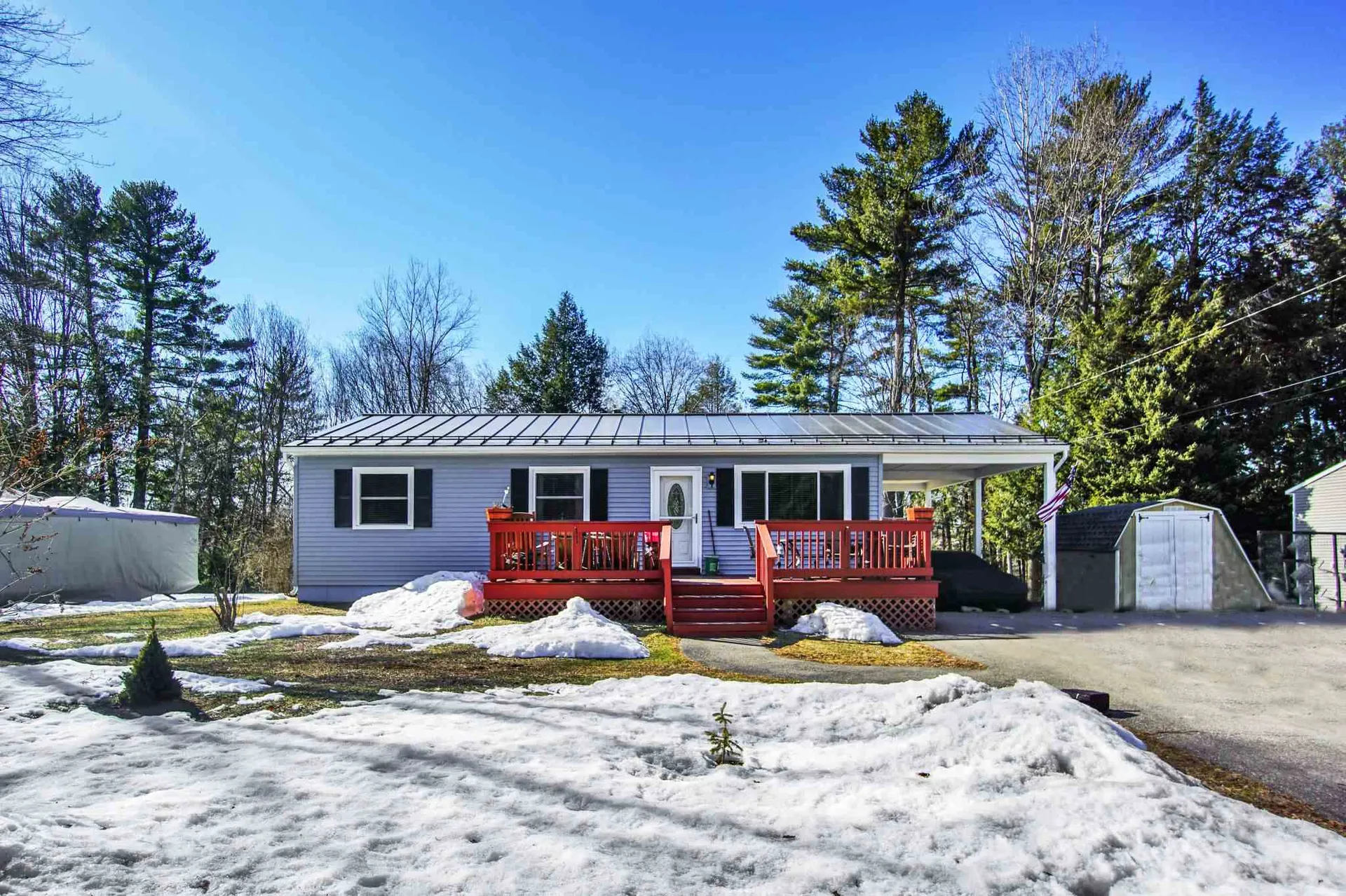 59 Woodcrest Circle Milton VT 05468