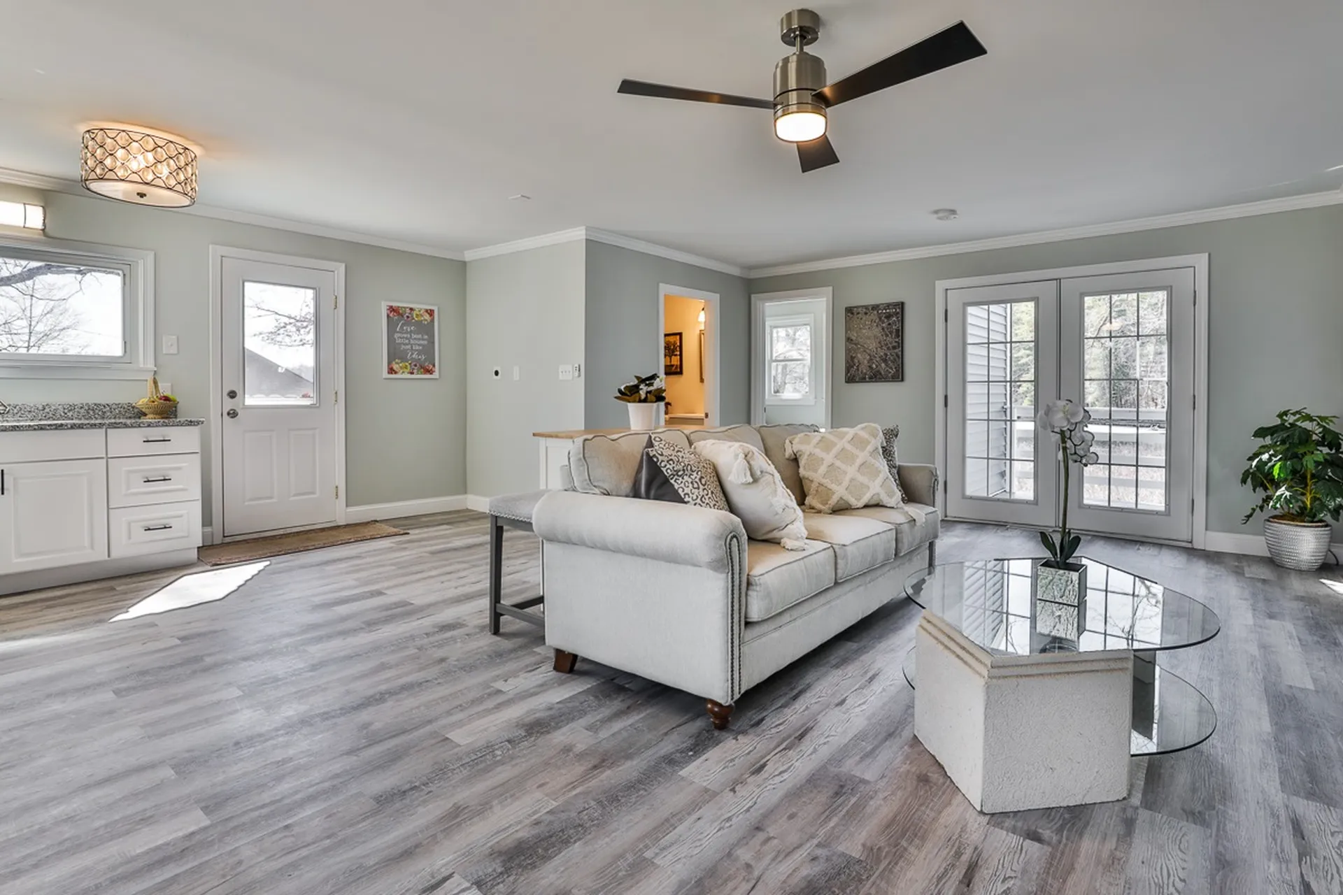 41 N Shore Road Sandown NH 03873