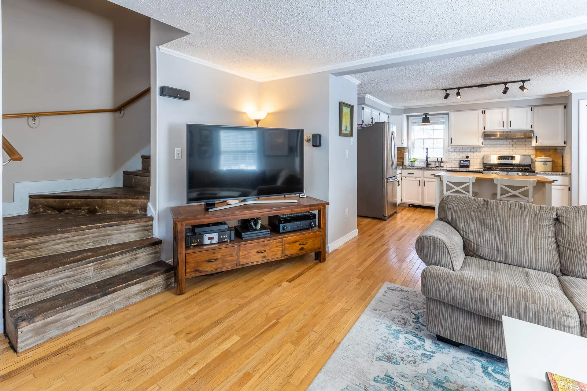141 Dawn Drive Hartford VT 05001-9056