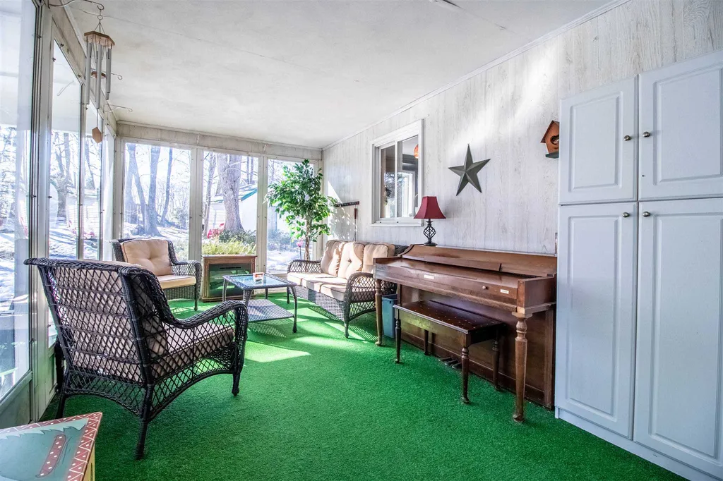 23 Woodland Road Dover NH 03820