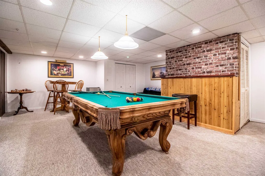 23 Woodland Road Dover NH 03820