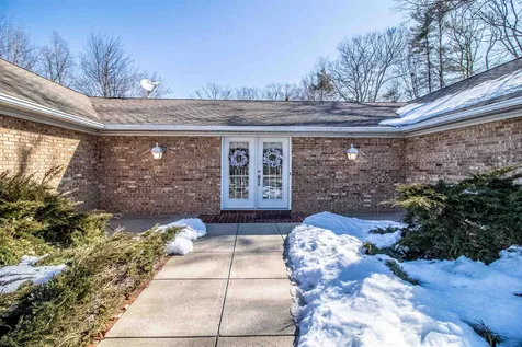 23 Woodland Road Dover NH 03820