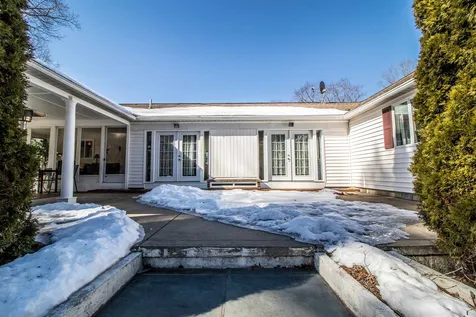 23 Woodland Road Dover NH 03820
