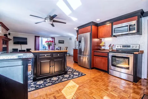 23 Woodland Road Dover NH 03820