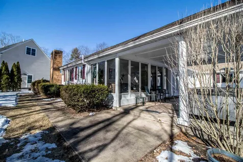 23 Woodland Road Dover NH 03820