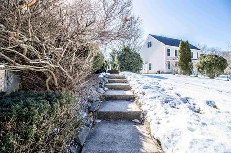 23 Woodland Road Dover NH 03820