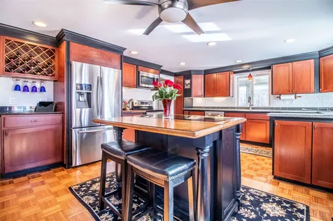 23 Woodland Road Dover NH 03820