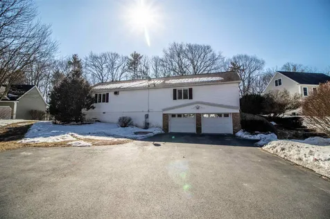 23 Woodland Road Dover NH 03820