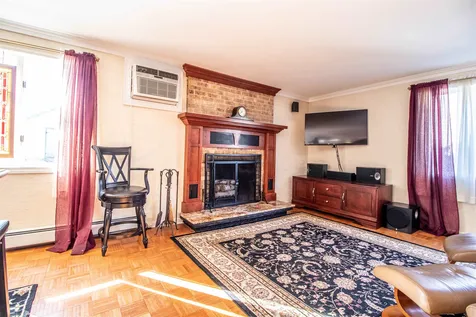 23 Woodland Road Dover NH 03820