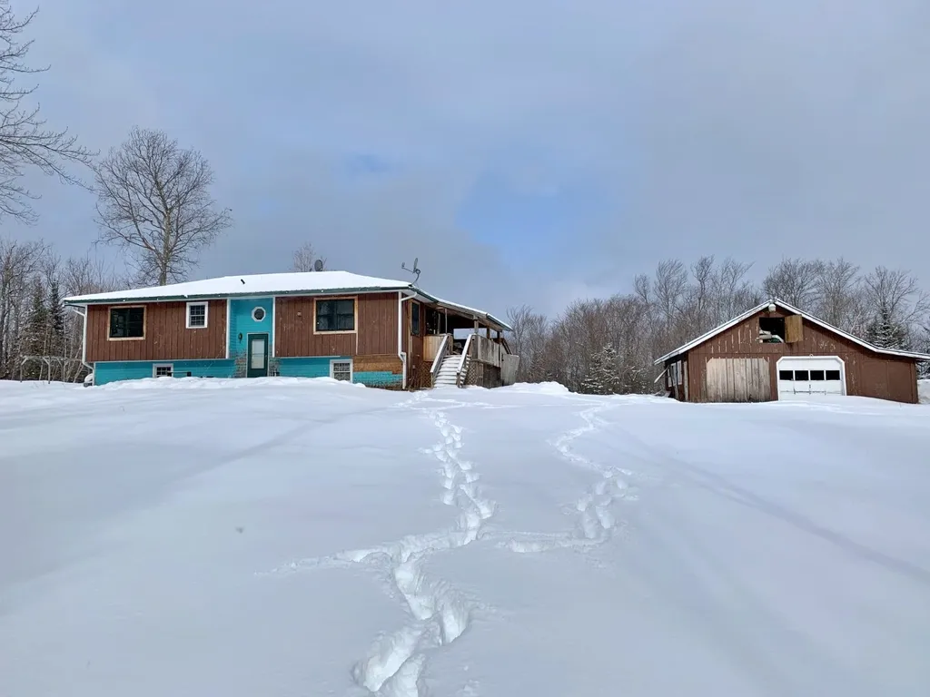 794 Bonin Road Newport Town VT 05857