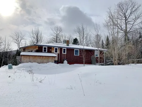 794 Bonin Road Newport Town VT 05857