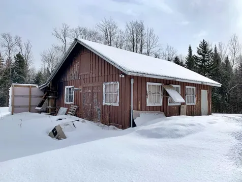 794 Bonin Road Newport Town VT 05857