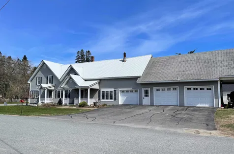 25 King Drive Lyndon VT 05851