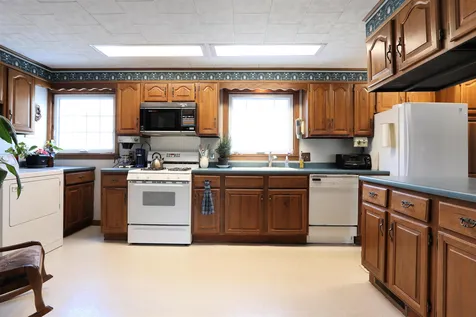 25 King Drive Lyndon VT 05851