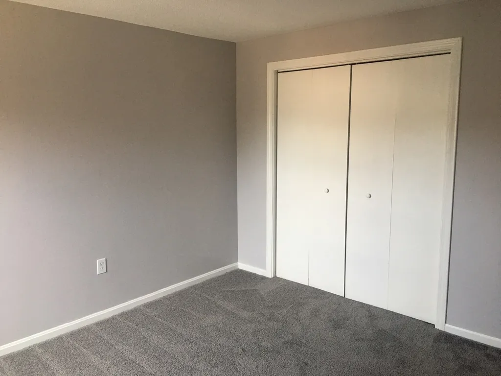 512 White Cedar Boulevard Portsmouth NH 03801