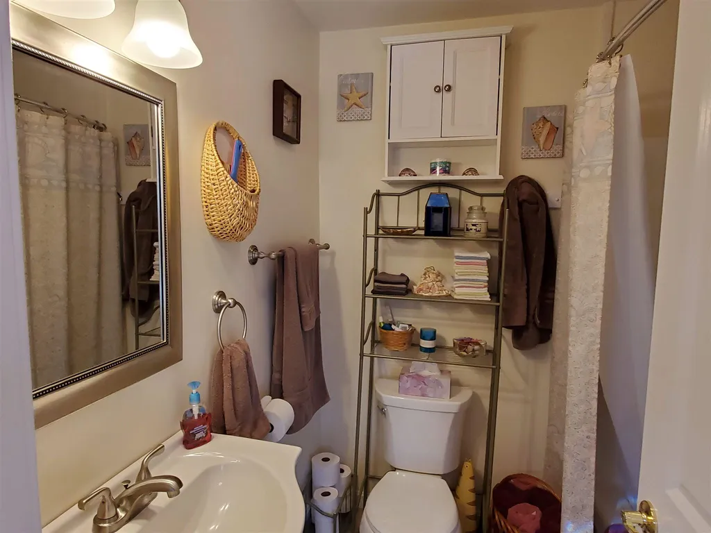 25 Peabody Street Lebanon NH 03766