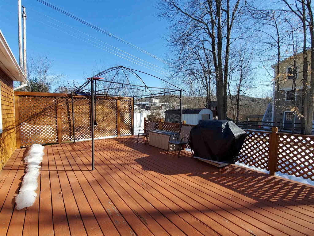 25 Peabody Street Lebanon NH 03766