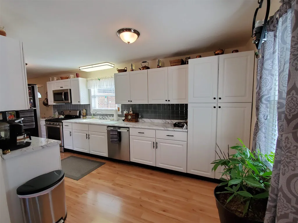 25 Peabody Street Lebanon NH 03766