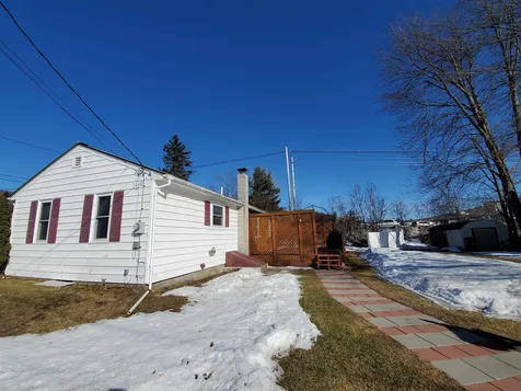 25 Peabody Street Lebanon NH 03766